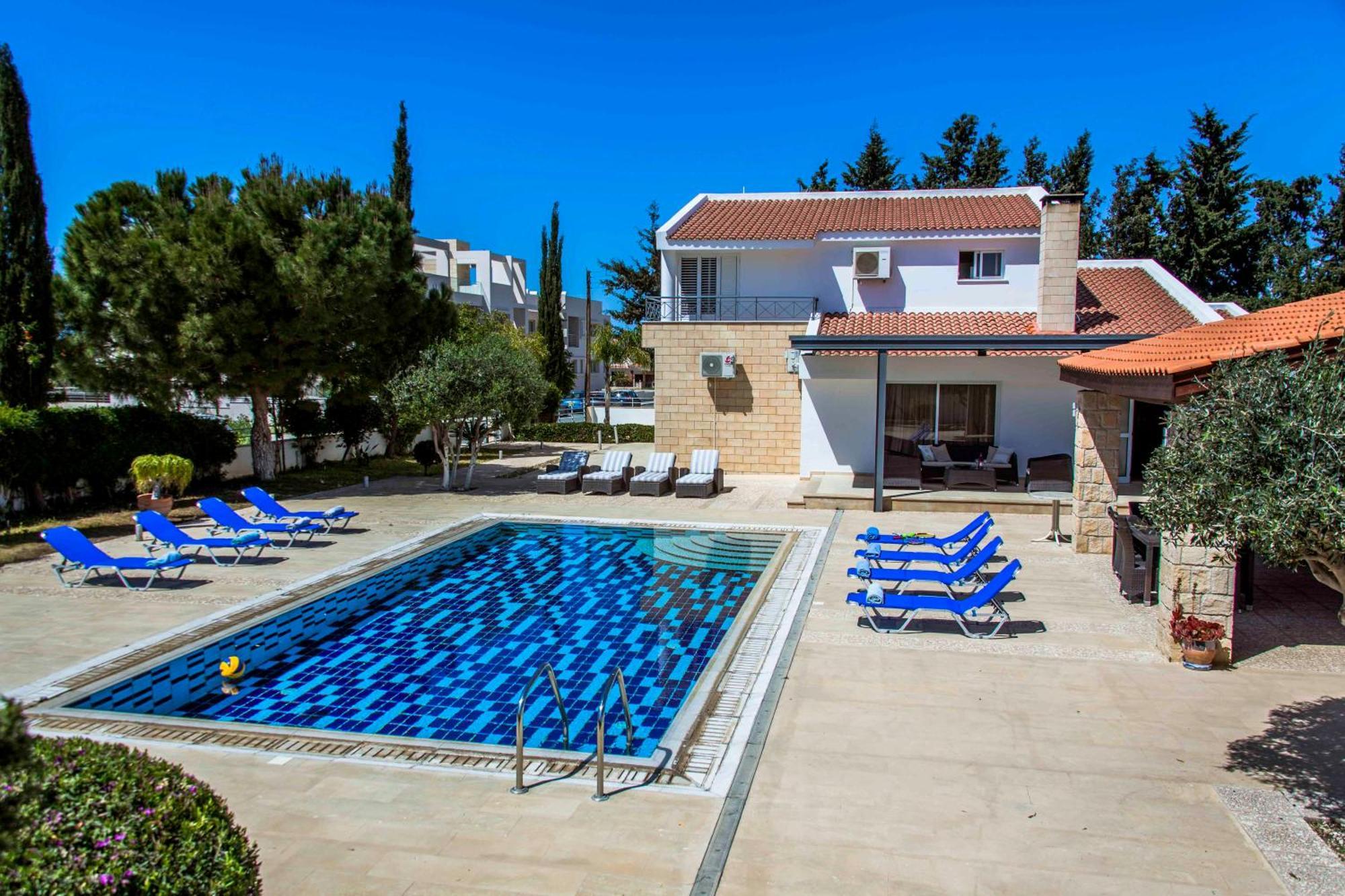 6 Bdr Villa With Tennis Court Paphos Luaran gambar