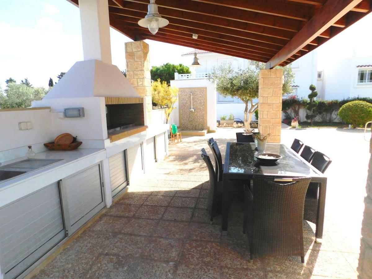6 Bdr Villa With Tennis Court Paphos Luaran gambar