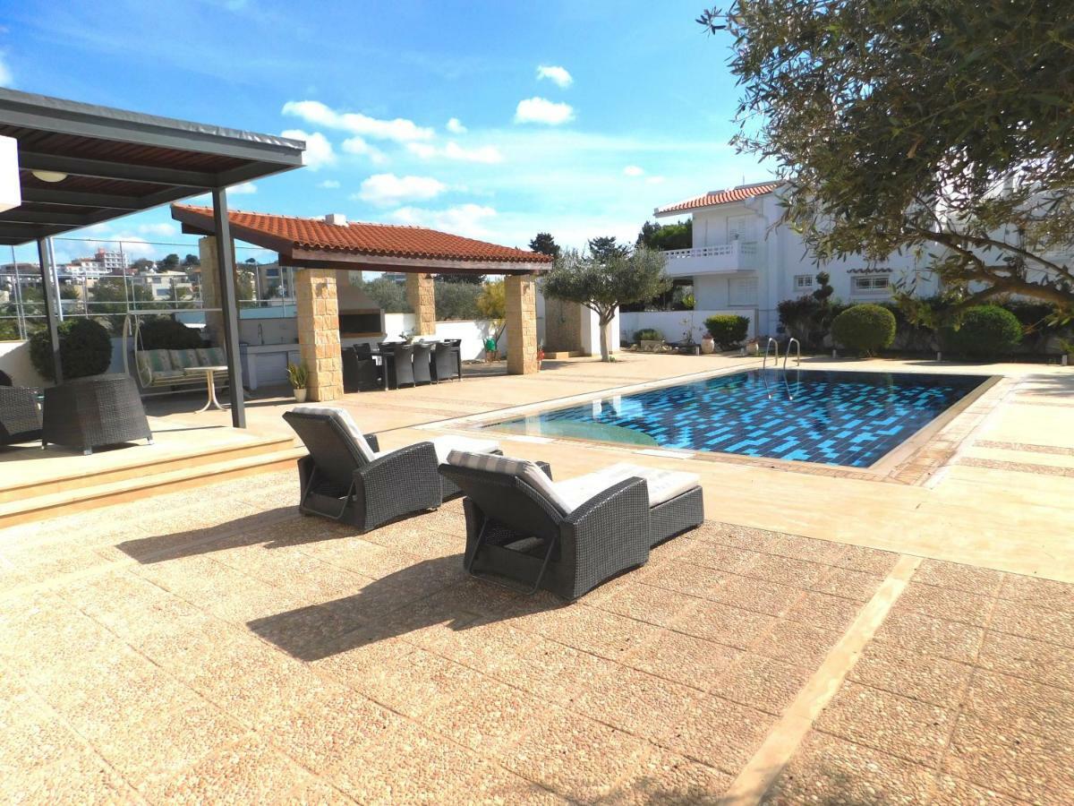 6 Bdr Villa With Tennis Court Paphos Luaran gambar