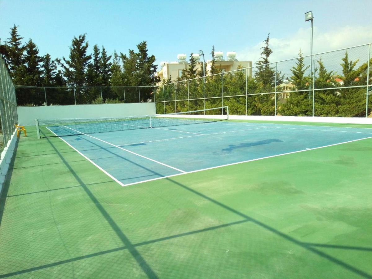6 Bdr Villa With Tennis Court Paphos Luaran gambar